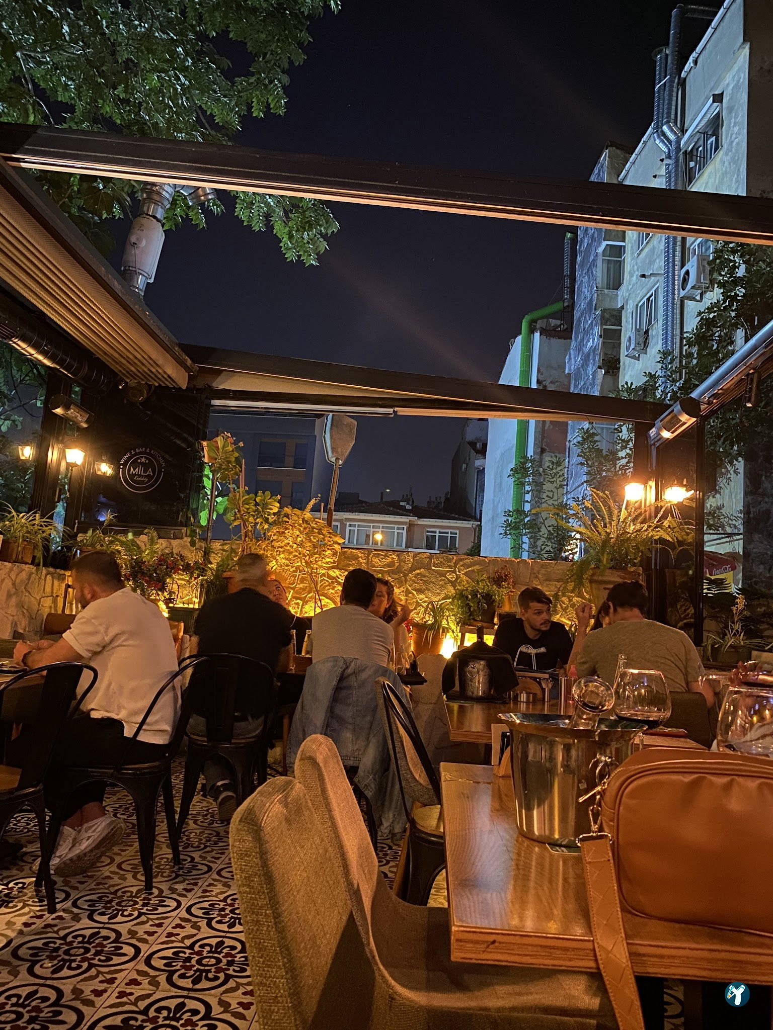 Mila Cafe Bar