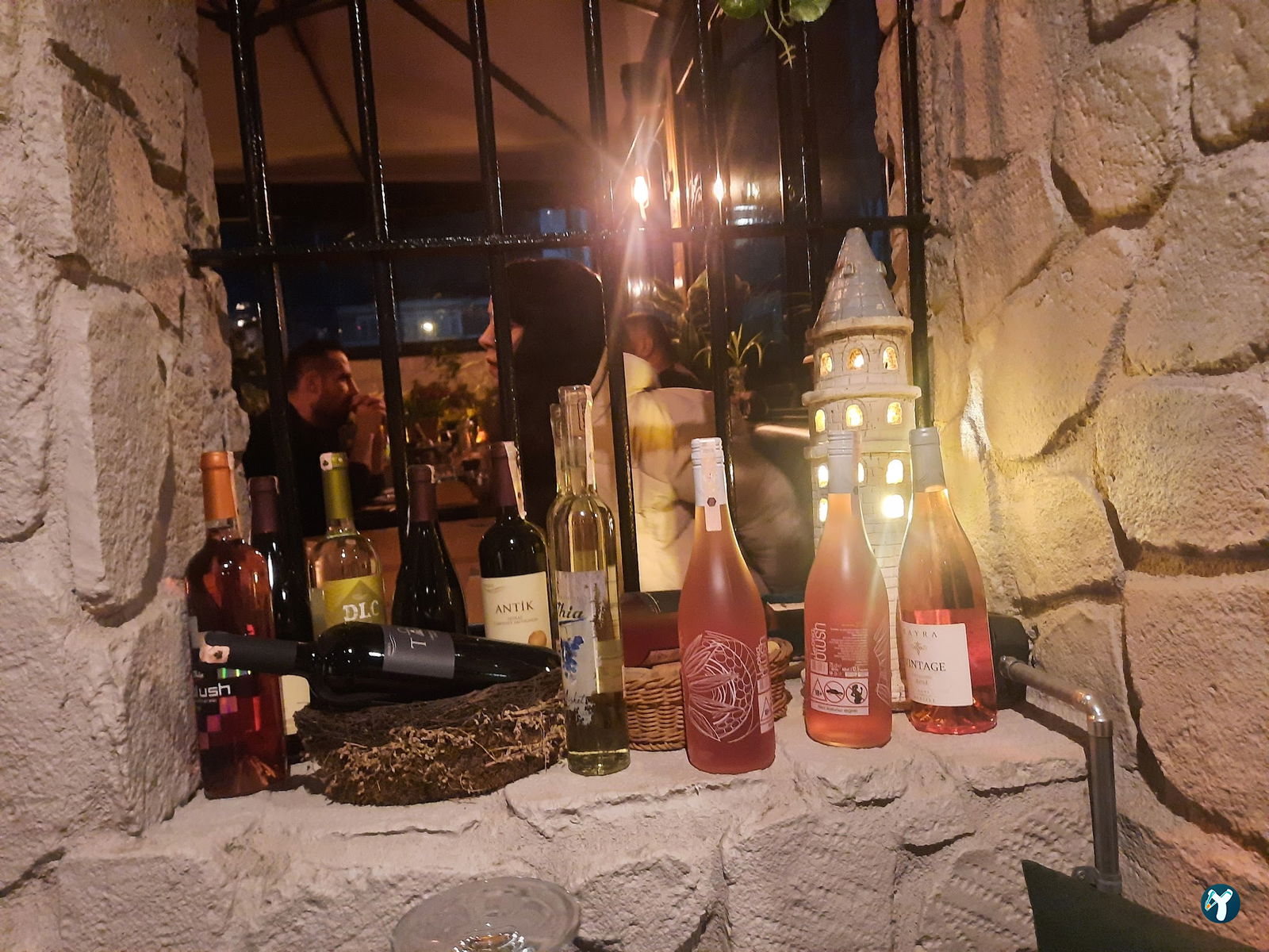 Mila Cafe Bar