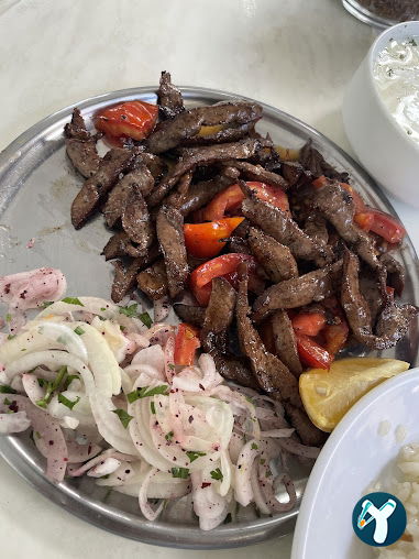 Bol Kepçe Yemek Salonu