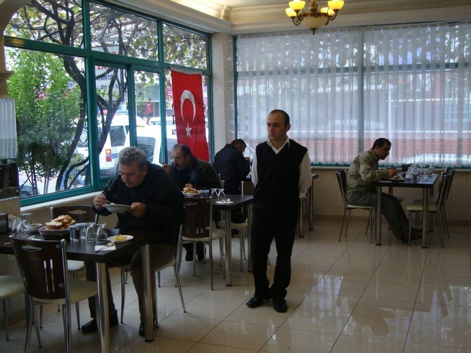 Sezer Tat Lokantası