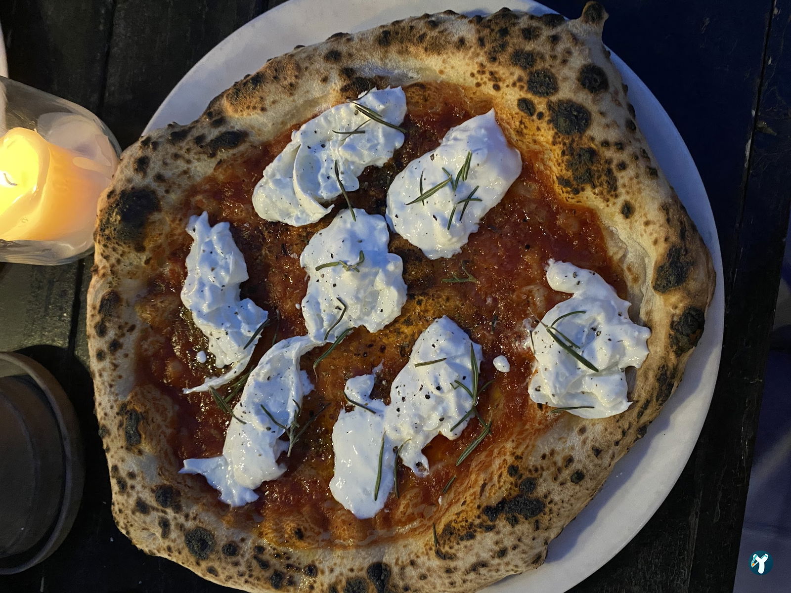 Mozz.