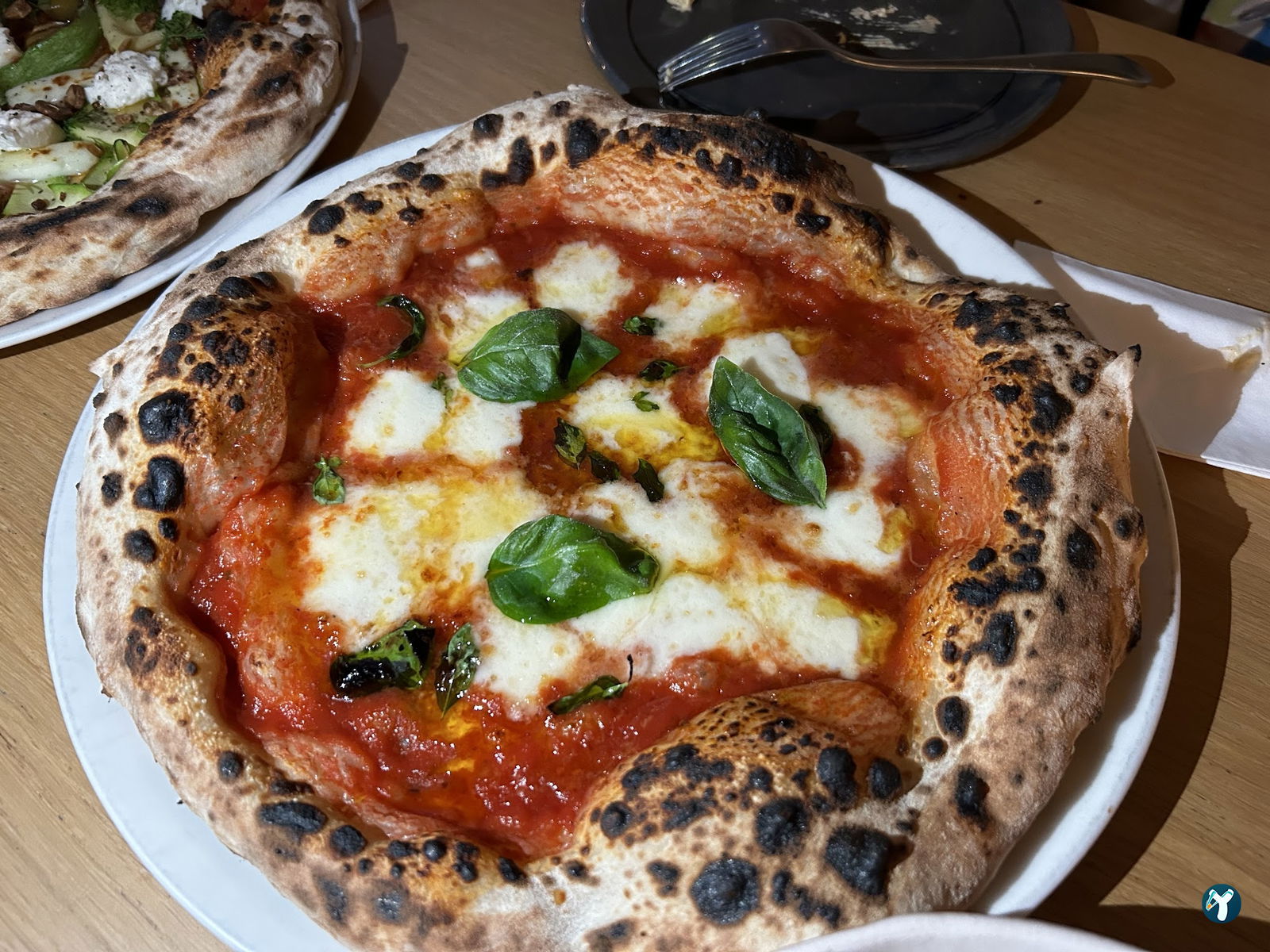 Mozz.