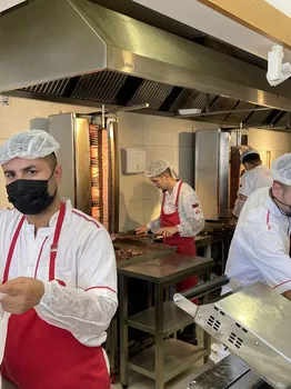 Dönerci Celal Usta resimleri