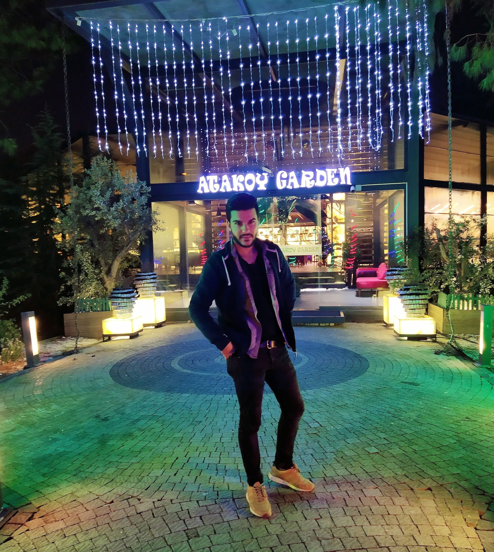 Ataköy Garden Cafe – Restaurant