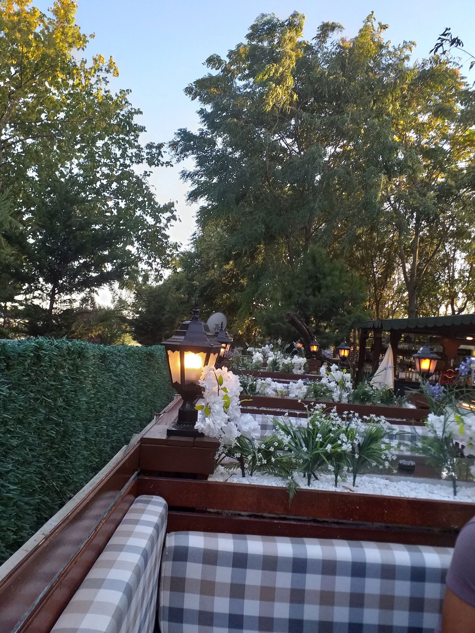 Ataköy Garden Cafe – Restaurant