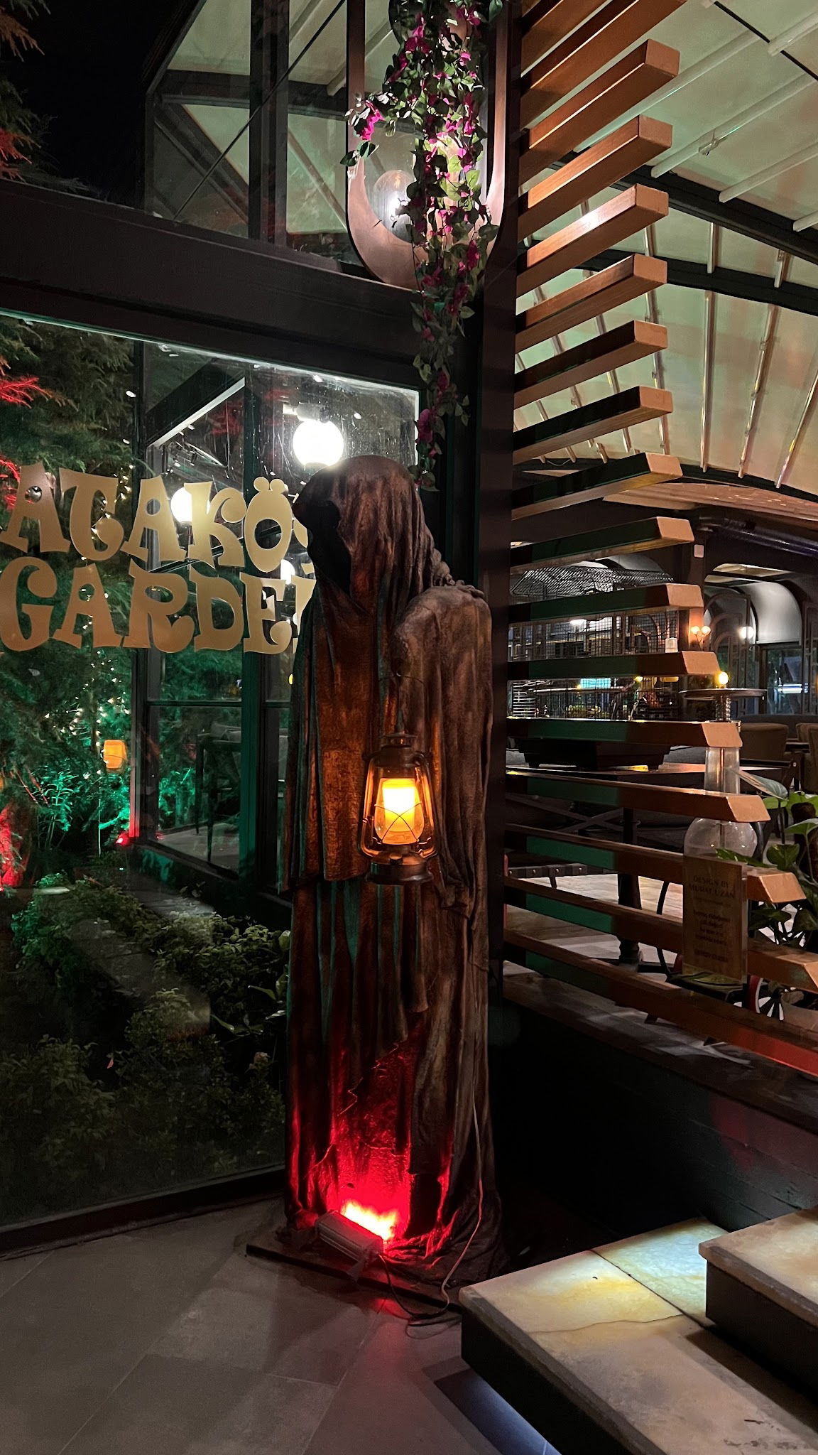 Ataköy Garden Cafe – Restaurant