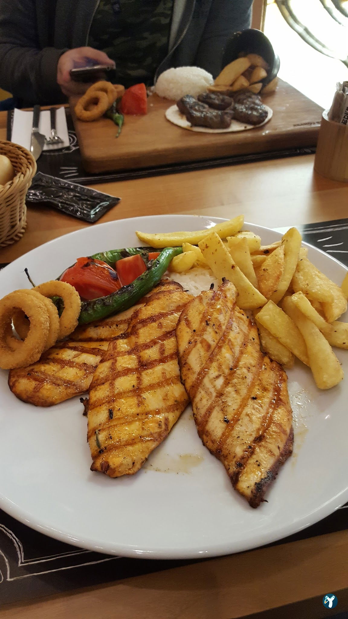 Ataköy Garden Cafe – Restaurant