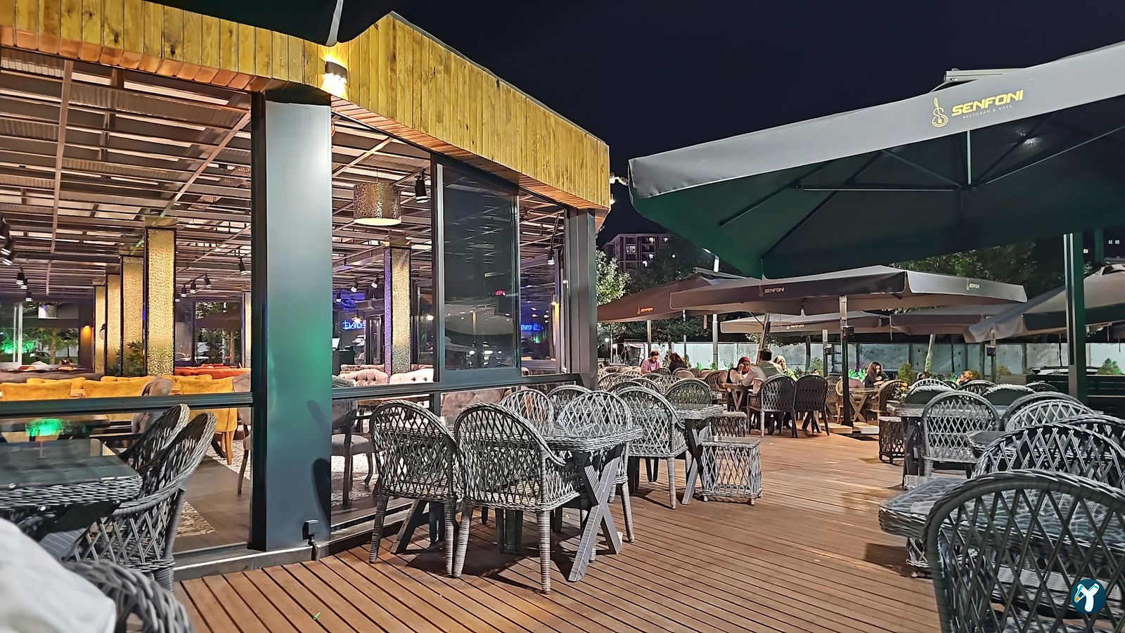 Senfoni̇ Restoran & Cafe