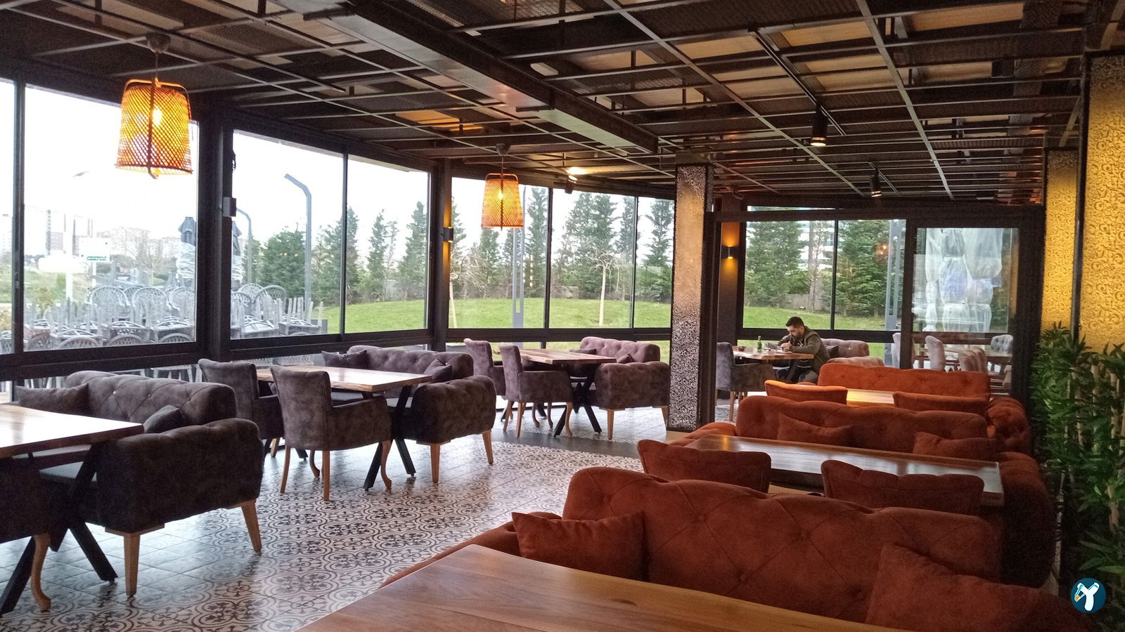 Senfoni̇ Restoran & Cafe