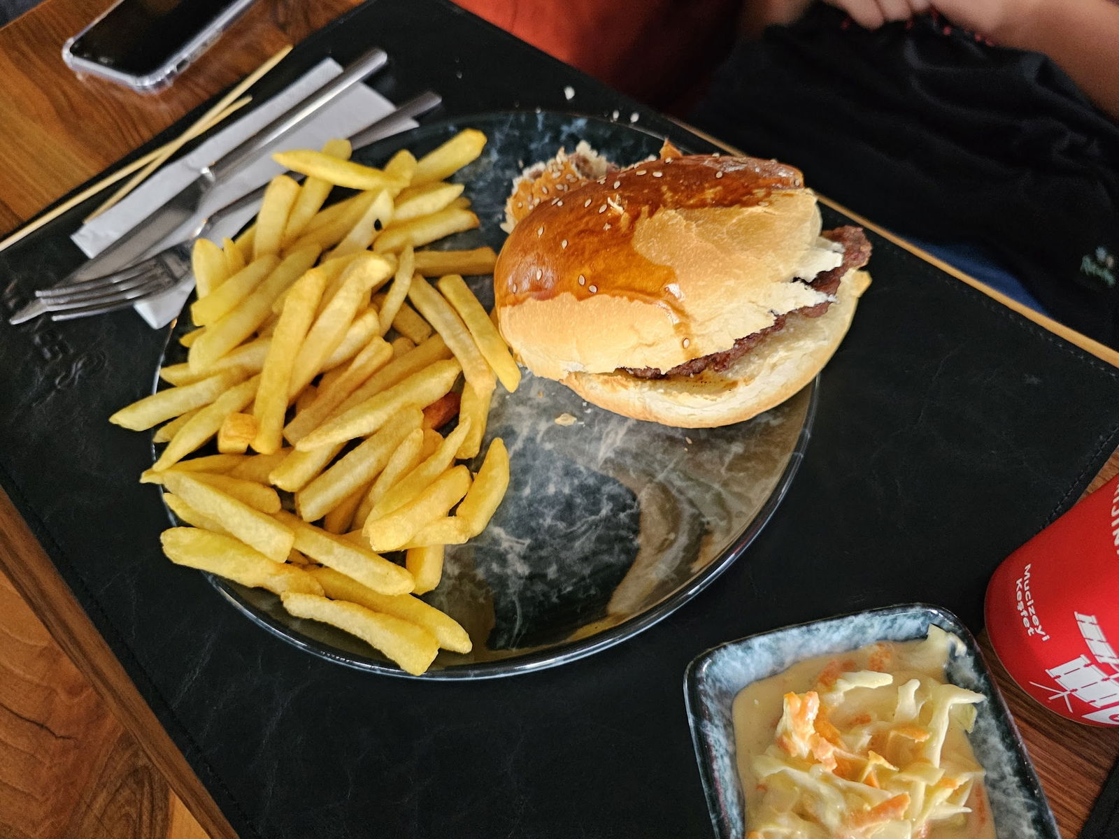 Senfoni̇ Restoran & Cafe