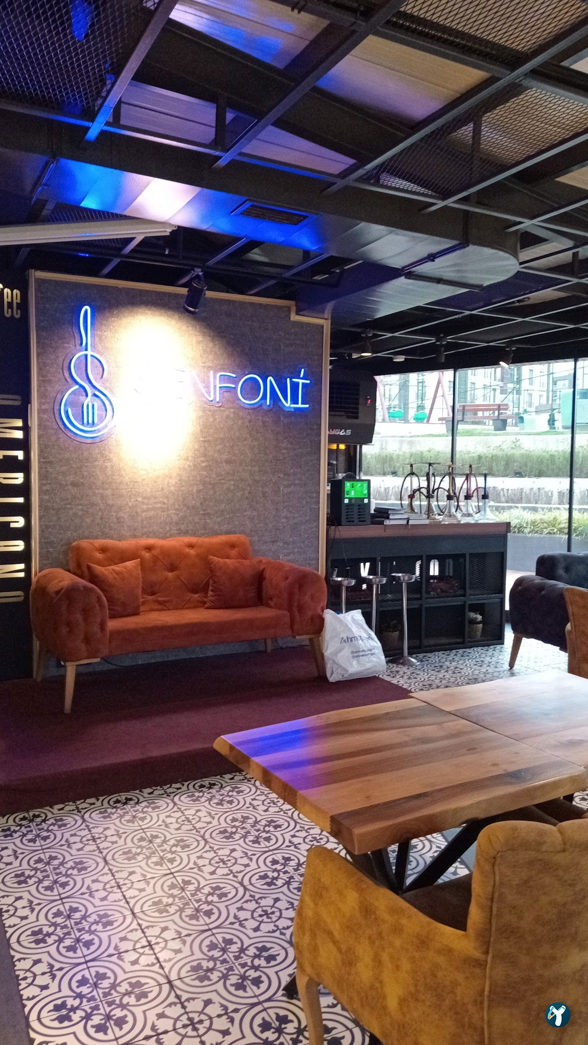 Senfoni̇ Restoran & Cafe