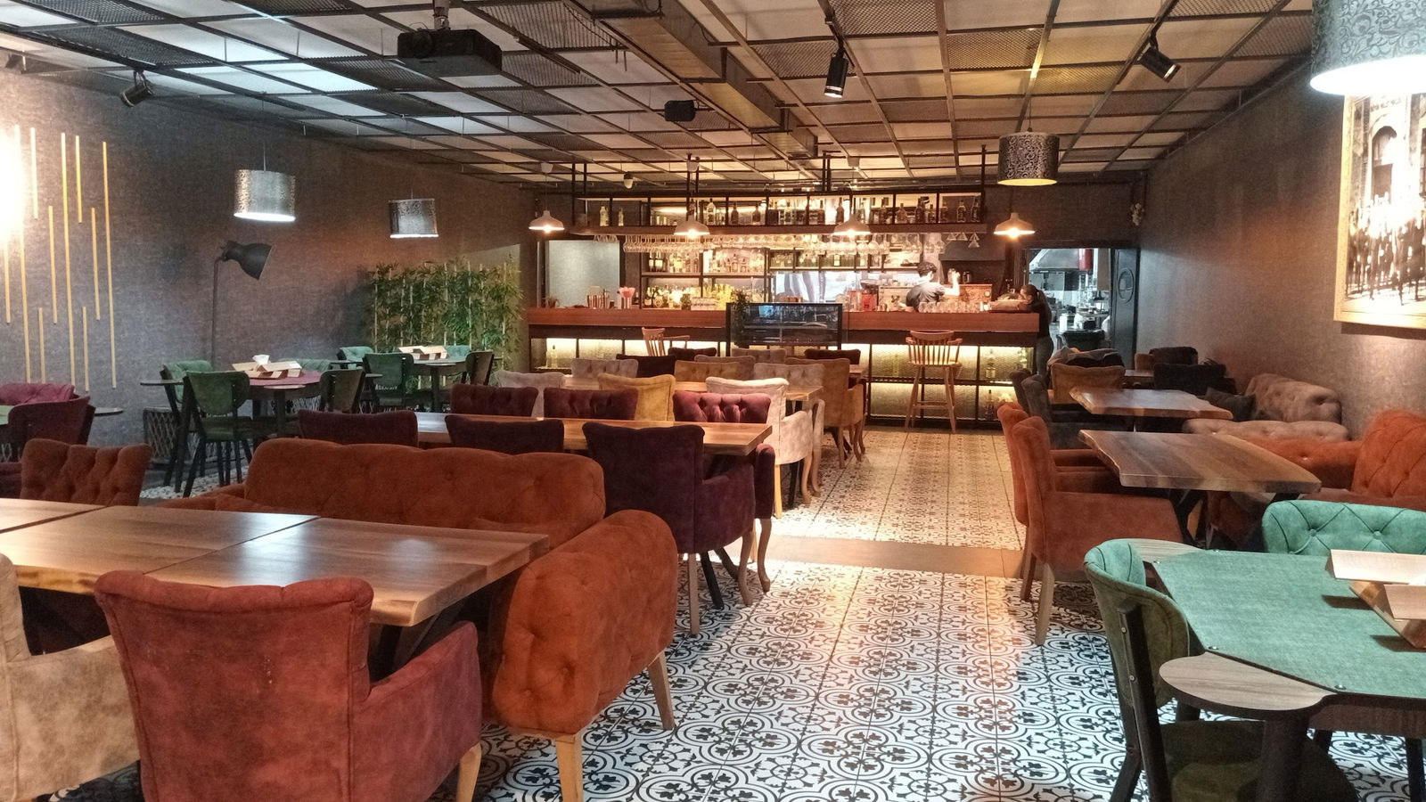 Senfoni̇ Restoran & Cafe