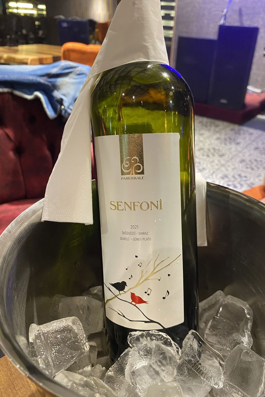 Senfoni̇ Restoran & Cafe