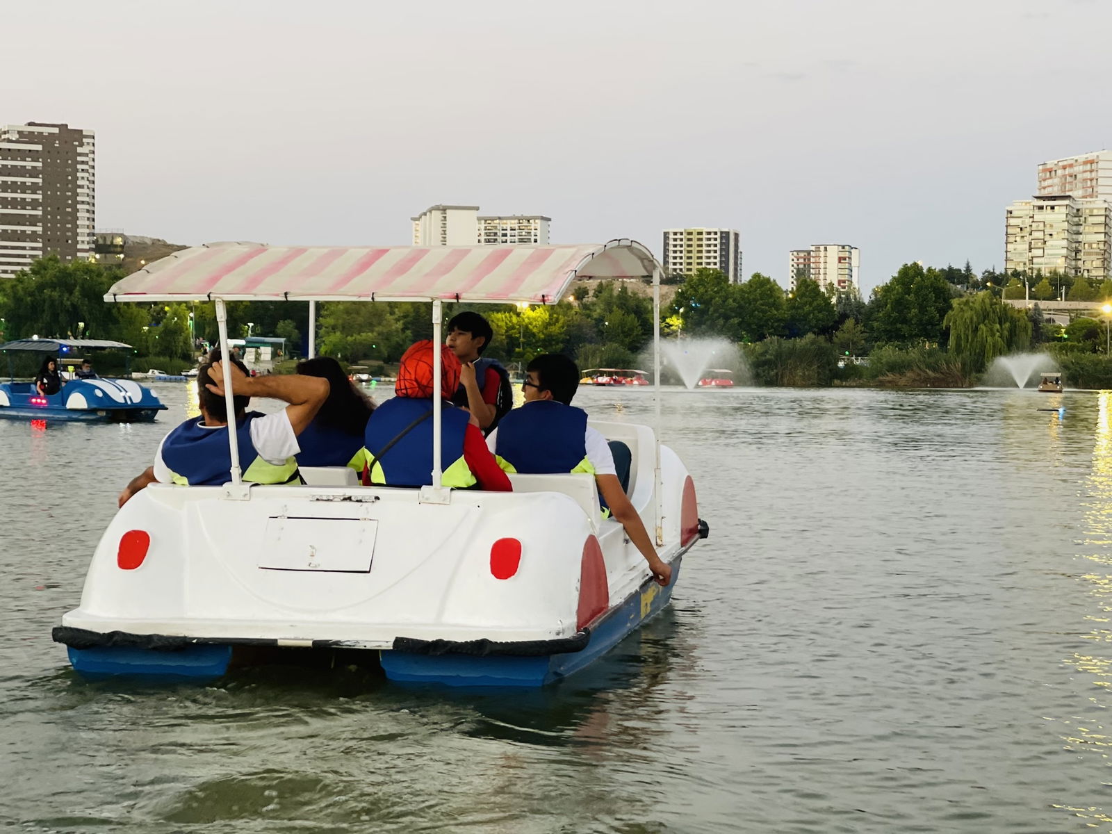 İlkays Cafe Restaurant