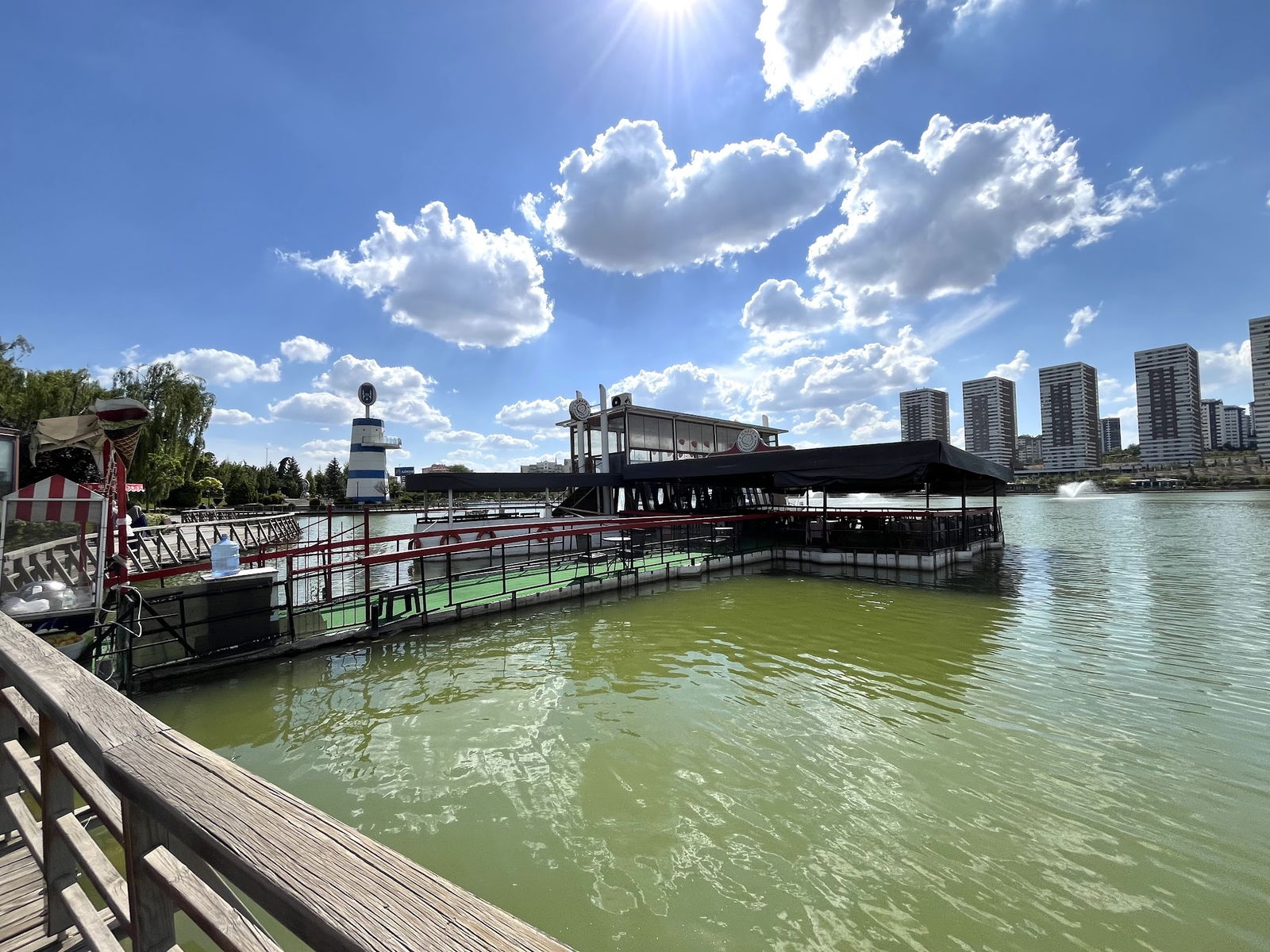 İlkays Cafe Restaurant