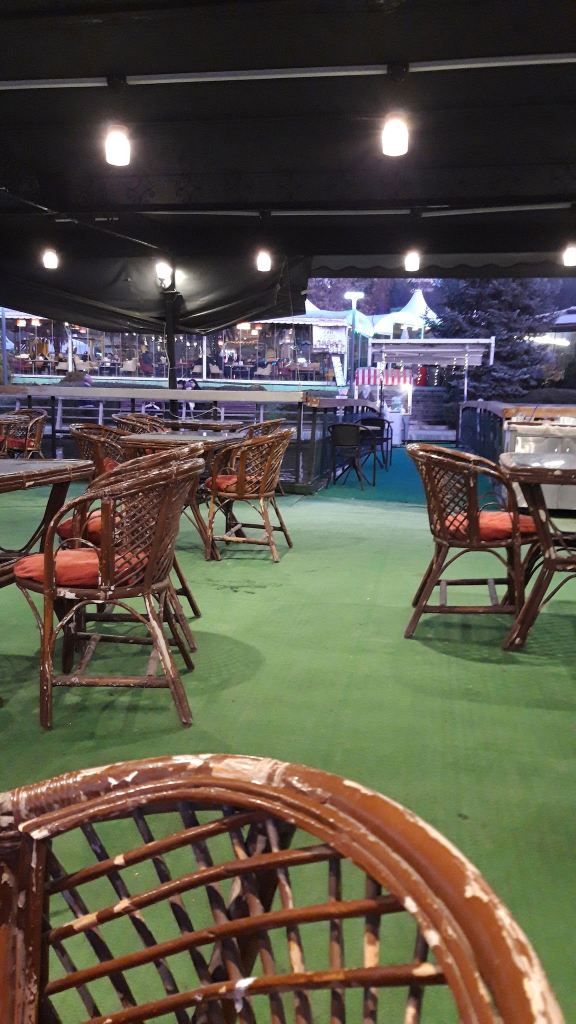 İlkays Cafe Restaurant