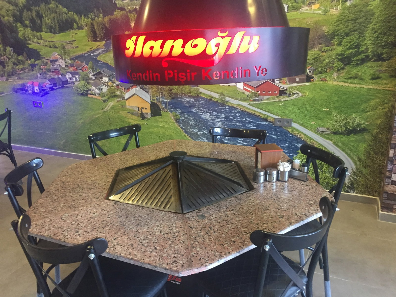 Hanoğlu Et Mangal & Van Kahvaltı Salonu