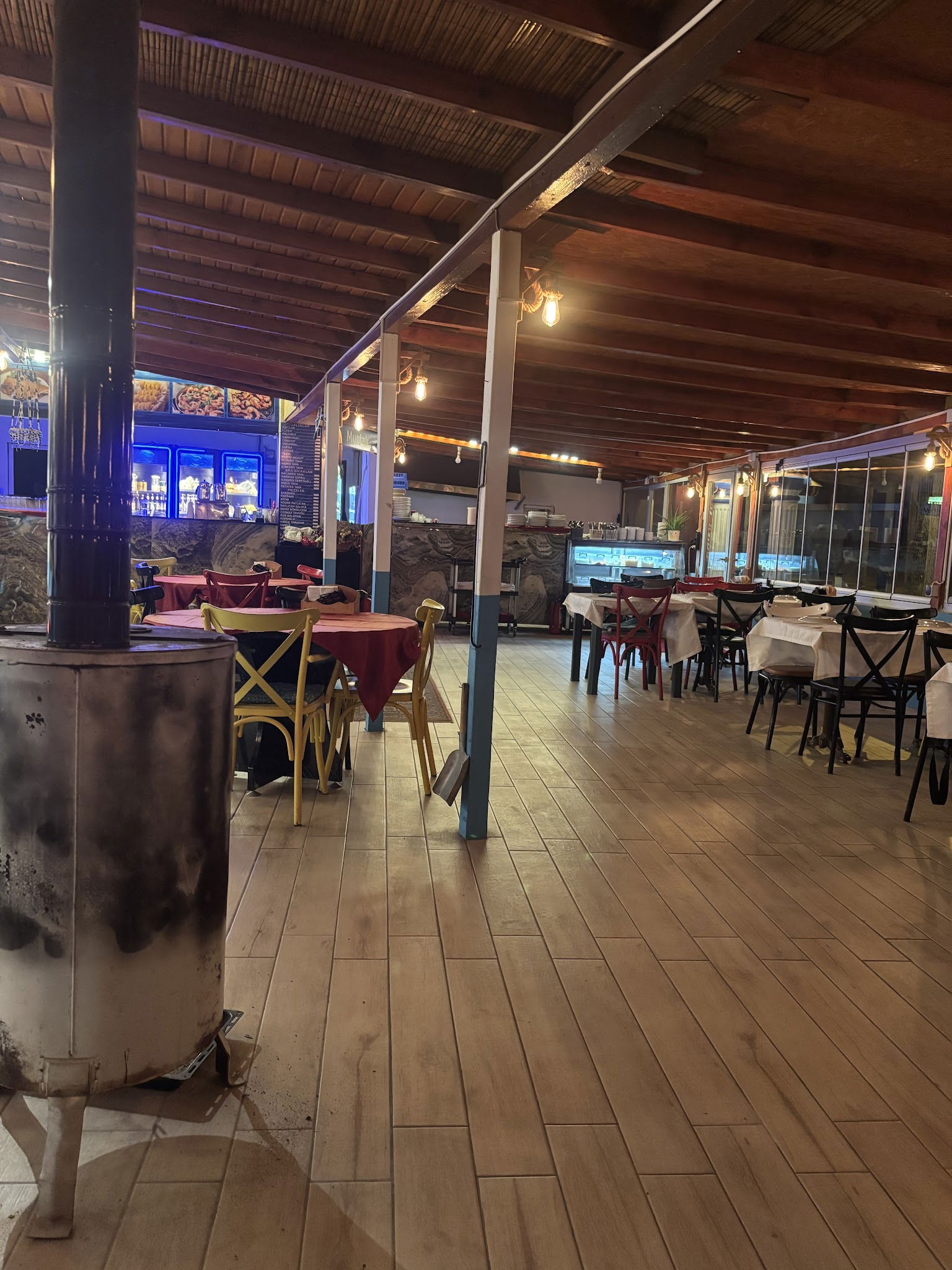 Şile Balıkçısı Ekrem Abinin Yeri