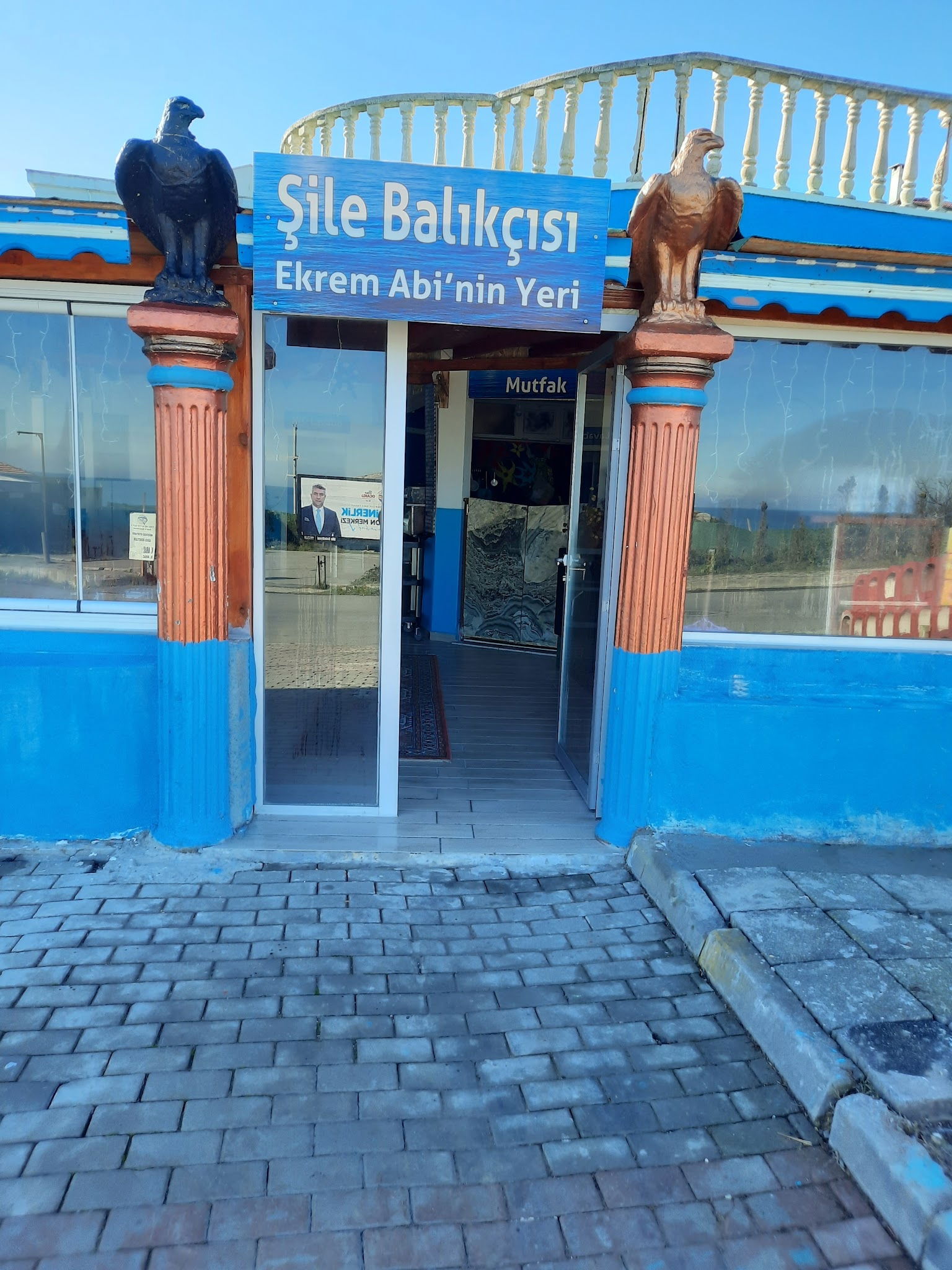 Şile Balıkçısı Ekrem Abinin Yeri