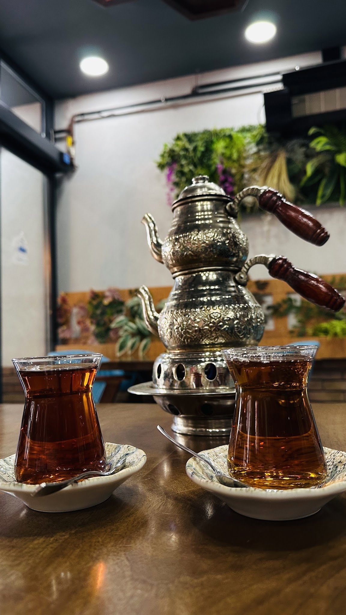 Üsküdar Van Kahvaltı Salonu Cafe & Restaurant