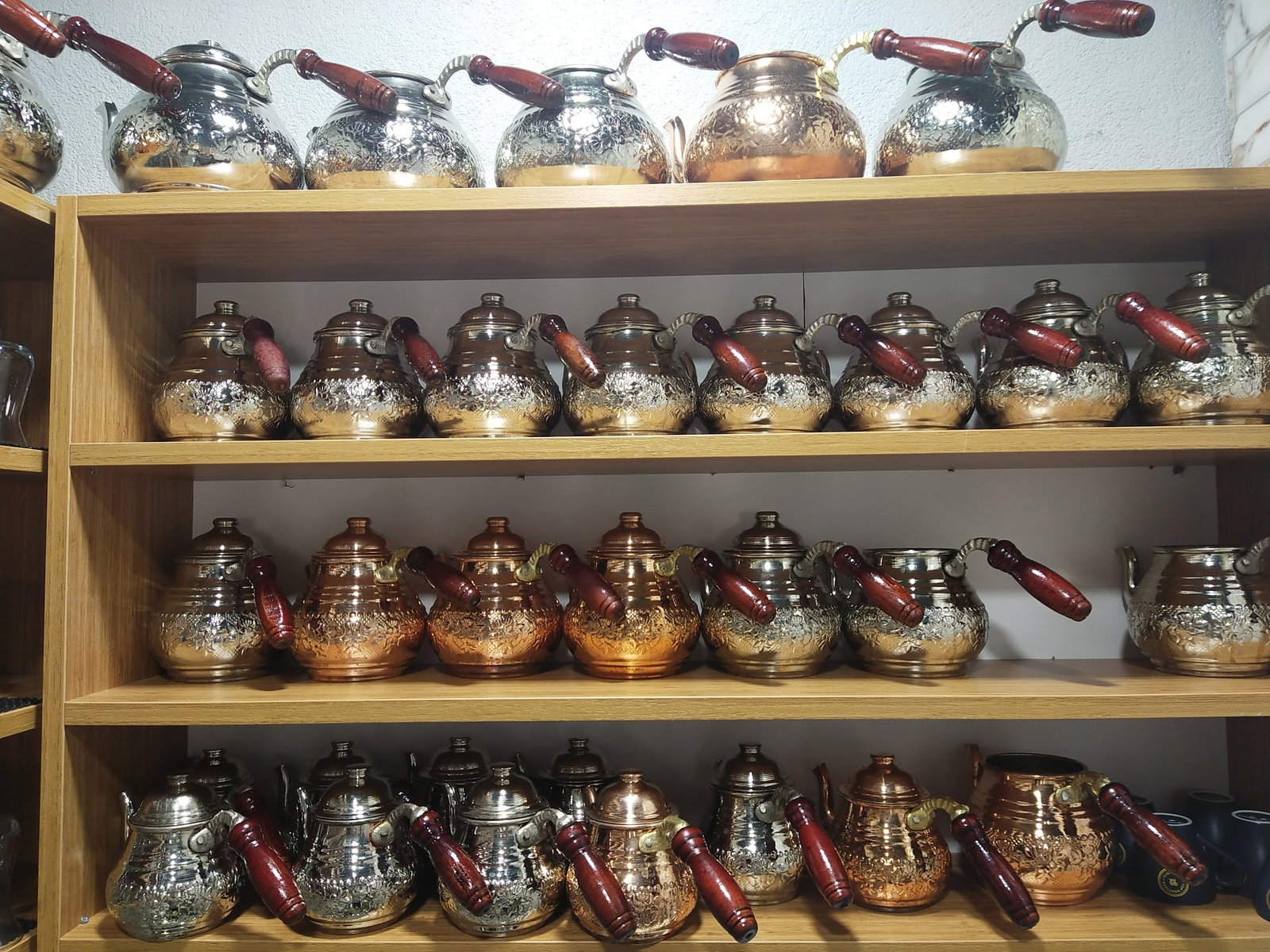 Üsküdar Van Kahvaltı Salonu Cafe & Restaurant