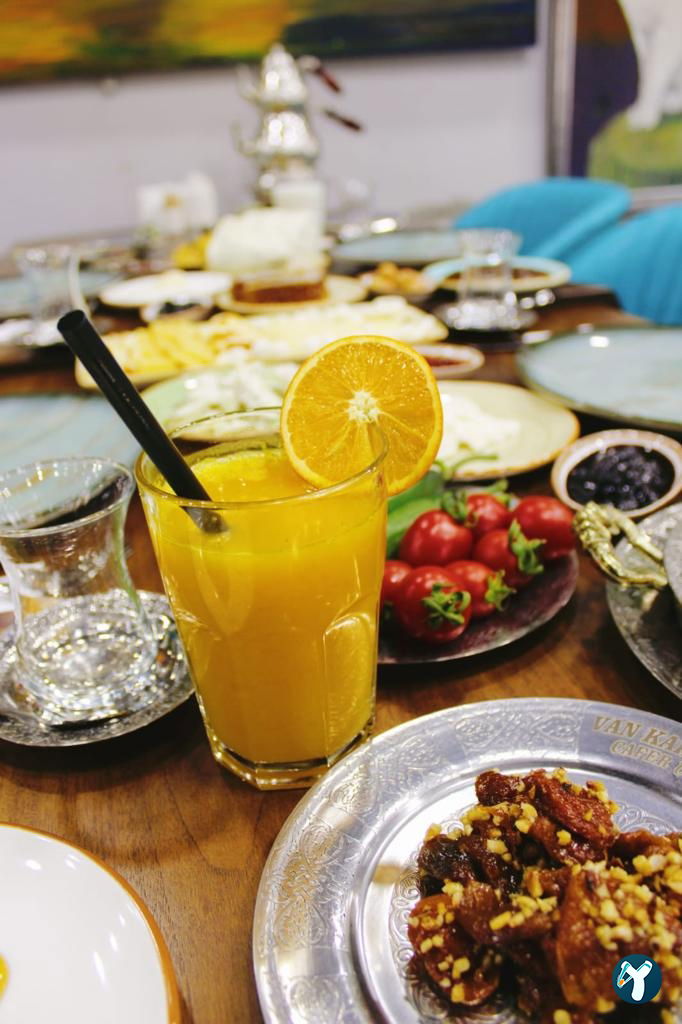 Üsküdar Van Kahvaltı Salonu Cafe & Restaurant