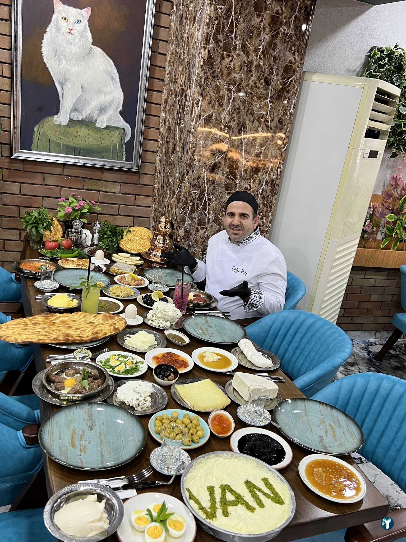 Üsküdar Van Kahvaltı Salonu Cafe & Restaurant