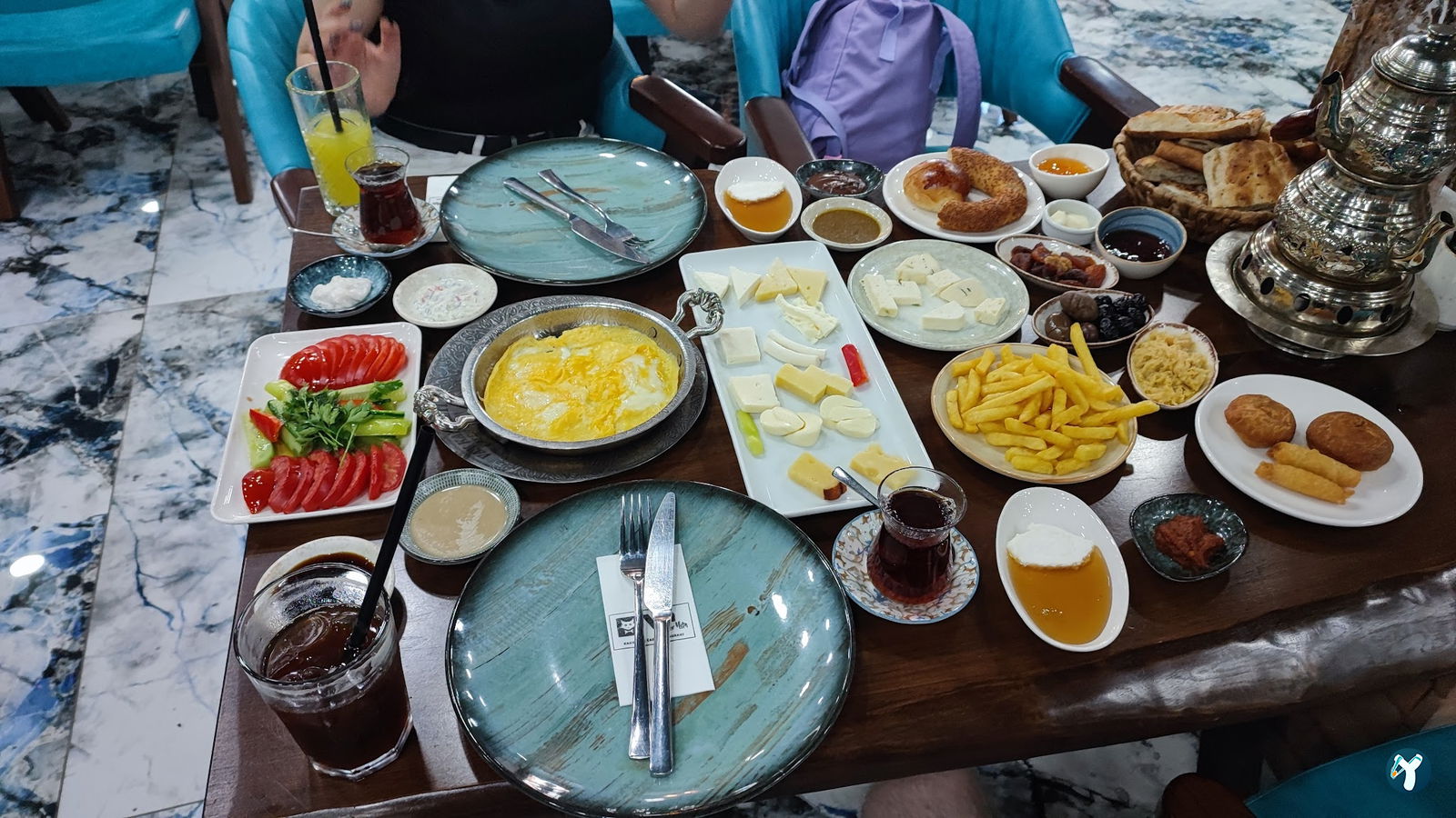 Üsküdar Van Kahvaltı Salonu Cafe & Restaurant
