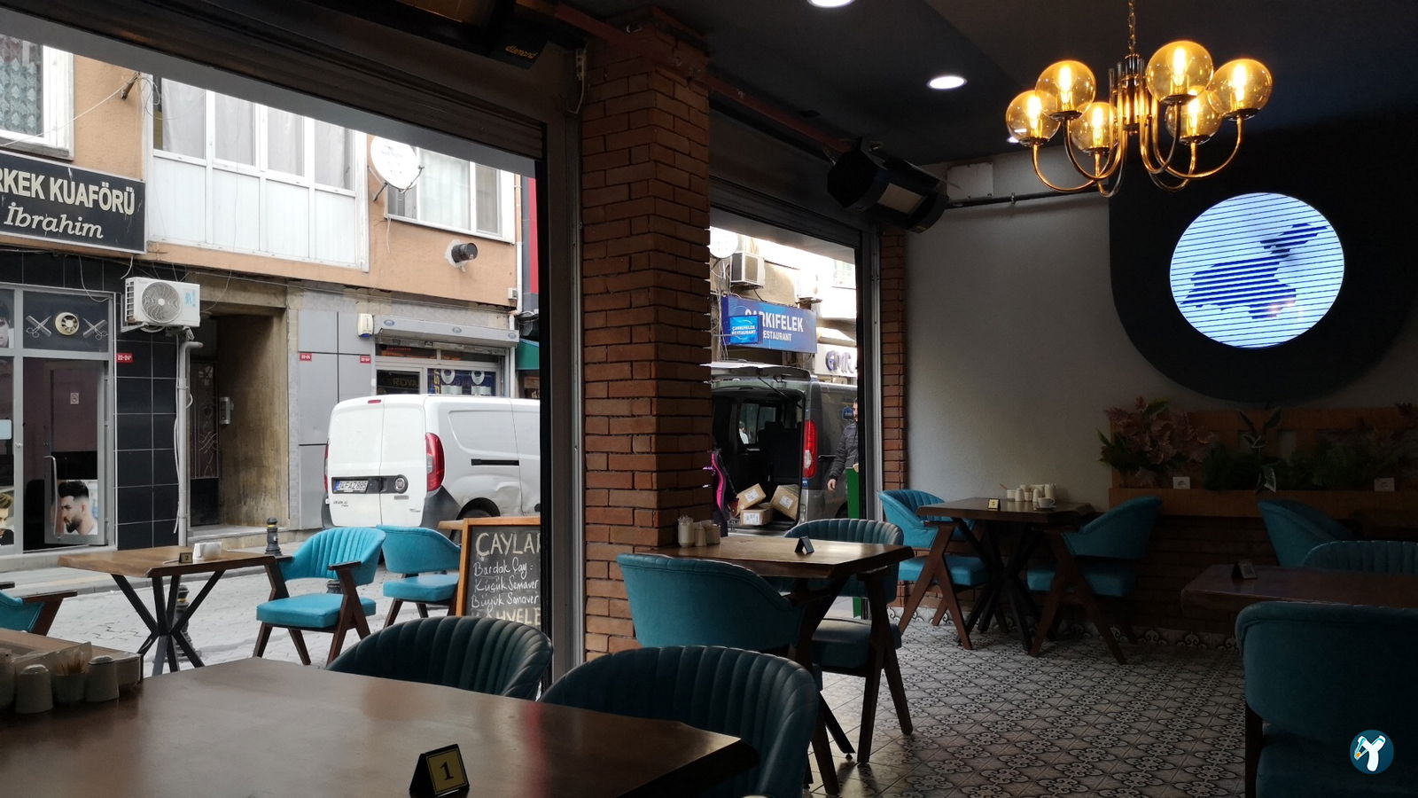 Üsküdar Van Kahvaltı Salonu Cafe & Restaurant