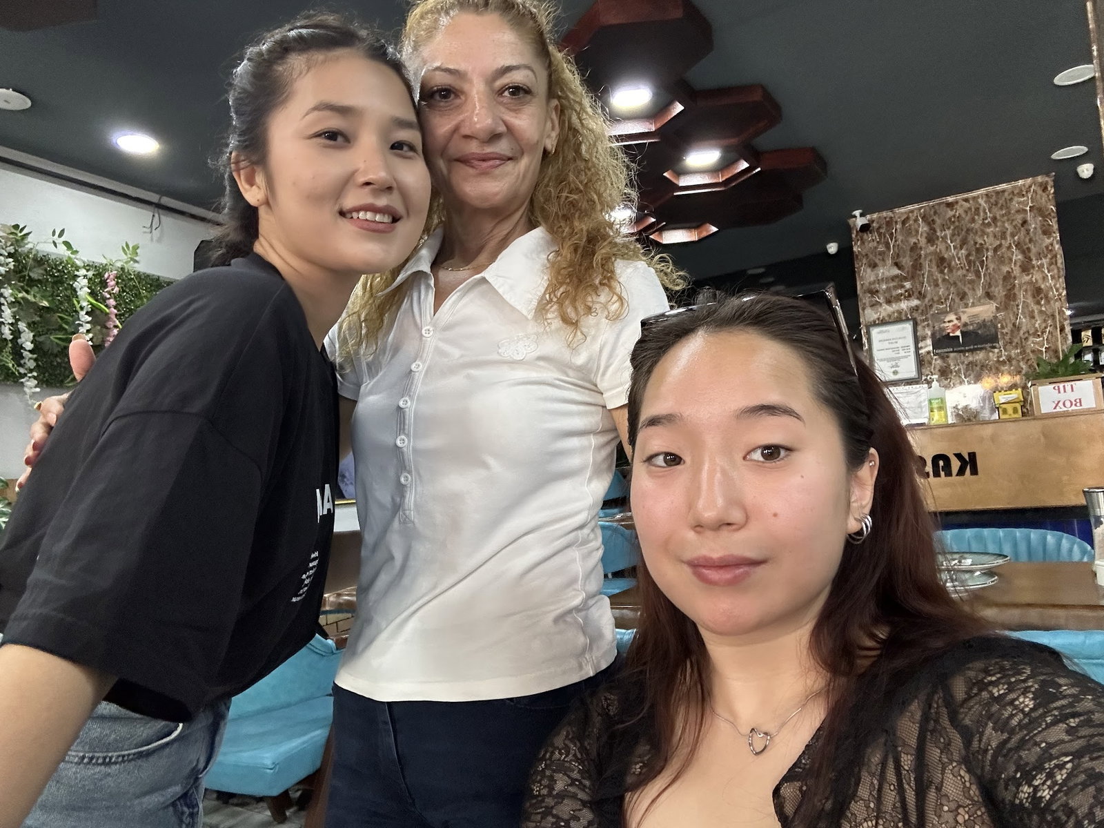 Üsküdar Van Kahvaltı Salonu Cafe & Restaurant
