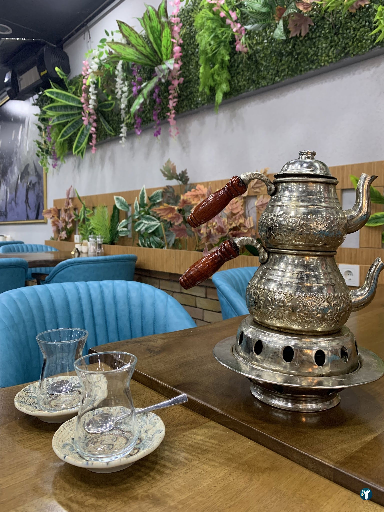 Üsküdar Van Kahvaltı Salonu Cafe & Restaurant