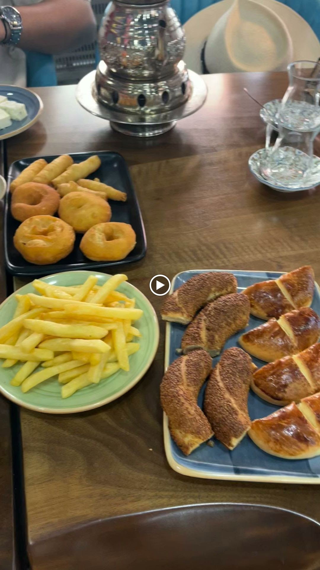Üsküdar Van Kahvaltı Salonu Cafe & Restaurant
