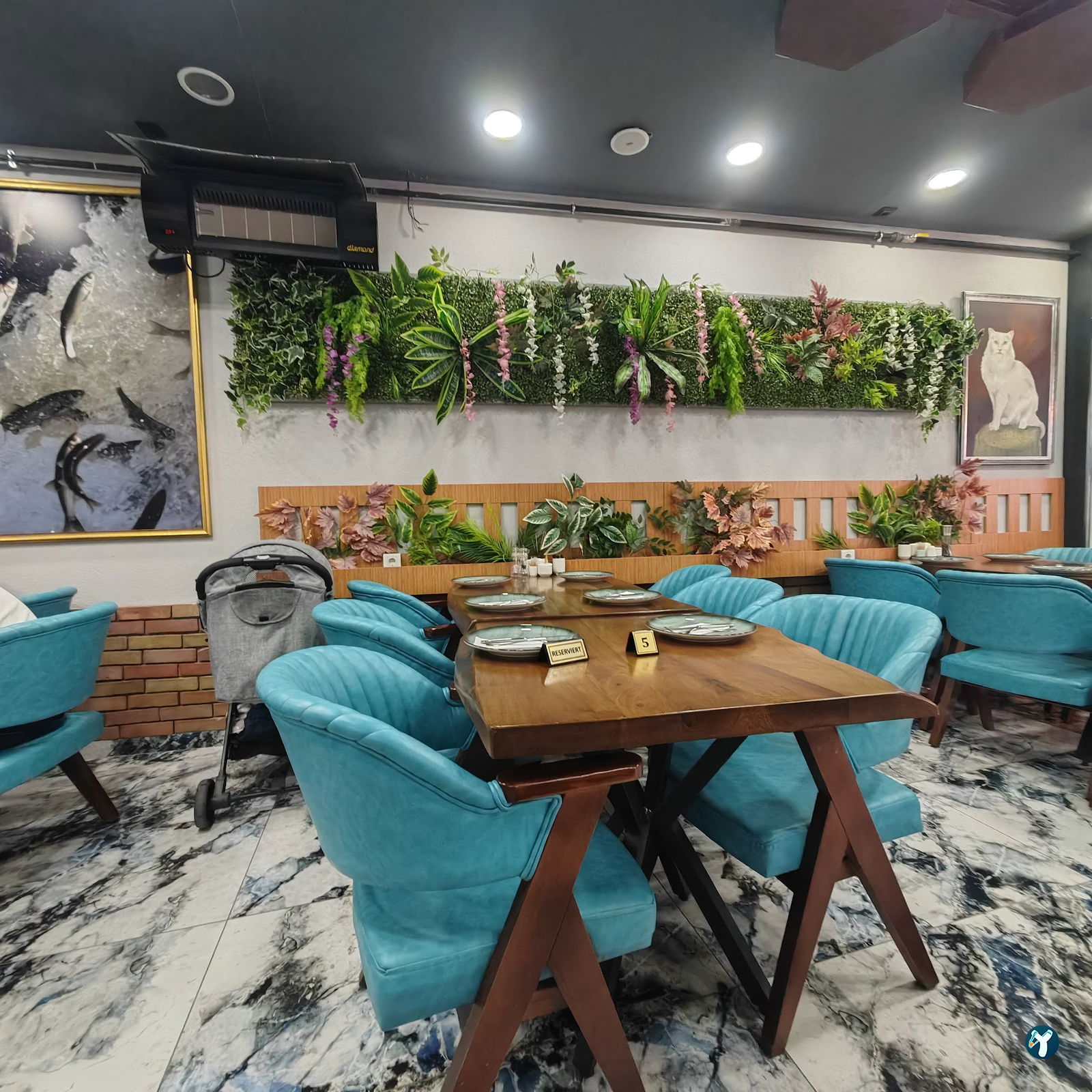 Üsküdar Van Kahvaltı Salonu Cafe & Restaurant