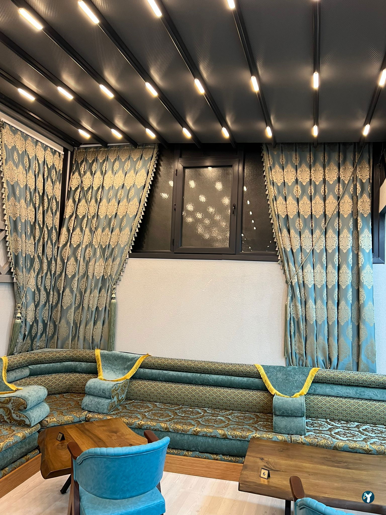 Üsküdar Van Kahvaltı Salonu Cafe & Restaurant