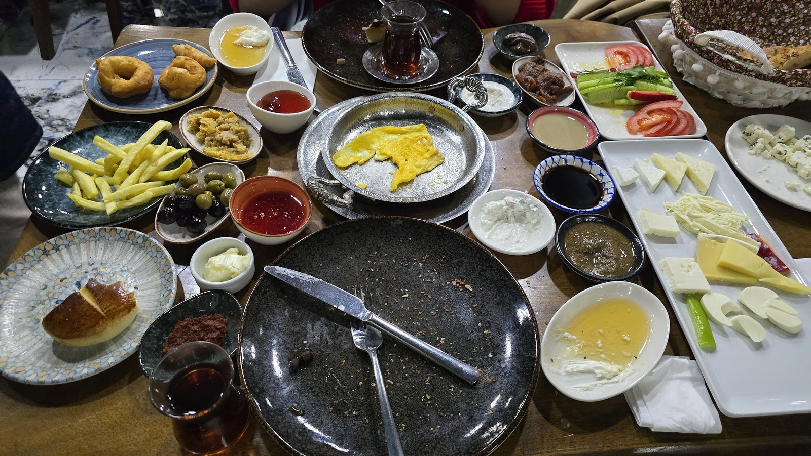 Üsküdar Van Kahvaltı Salonu Cafe & Restaurant