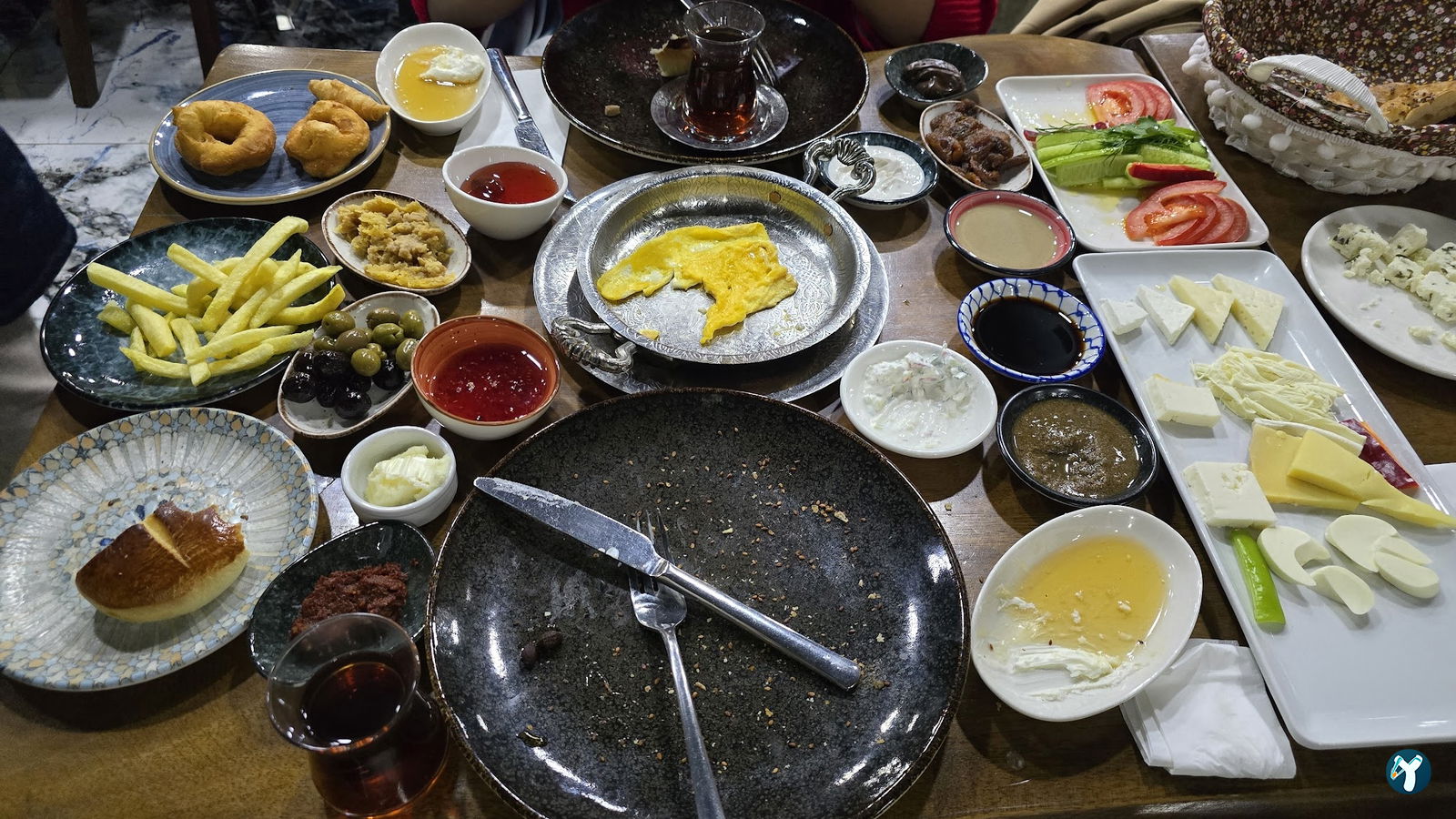Üsküdar Van Kahvaltı Salonu Cafe & Restaurant