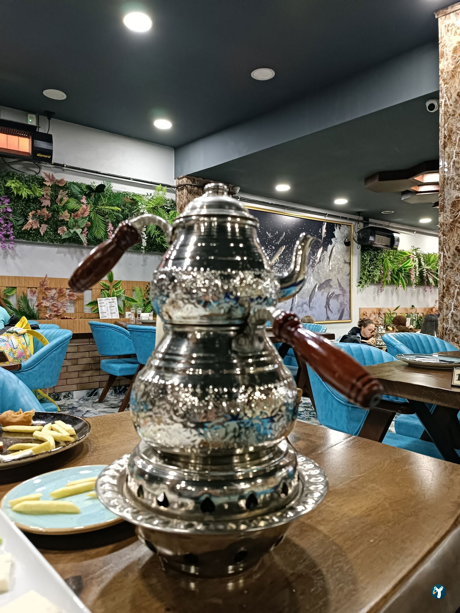Üsküdar Van Kahvaltı Salonu Cafe & Restaurant