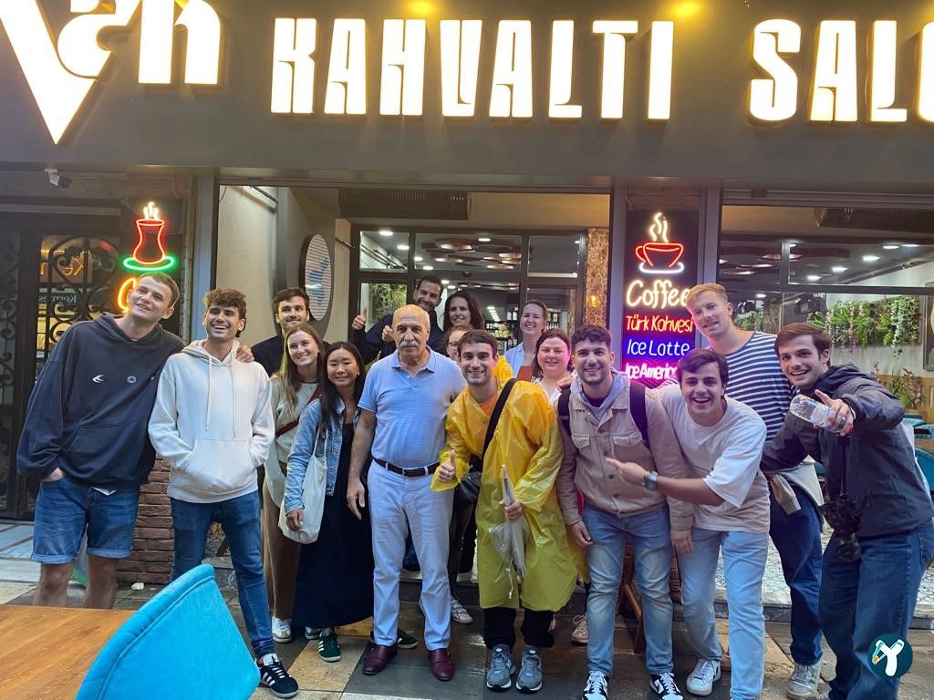Üsküdar Van Kahvaltı Salonu Cafe & Restaurant