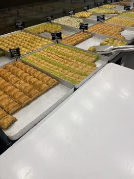 Göçmen Baklavacım Havuzlar resimleri