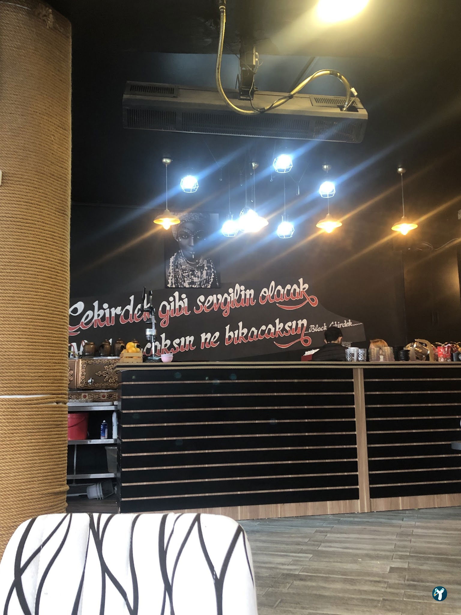 Çekirdek Cafe (Black)