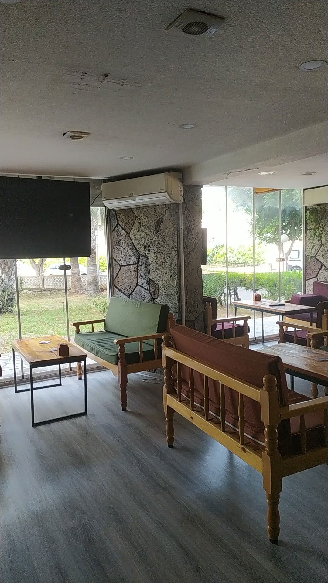 Keyf - İ Sohbet Cafe