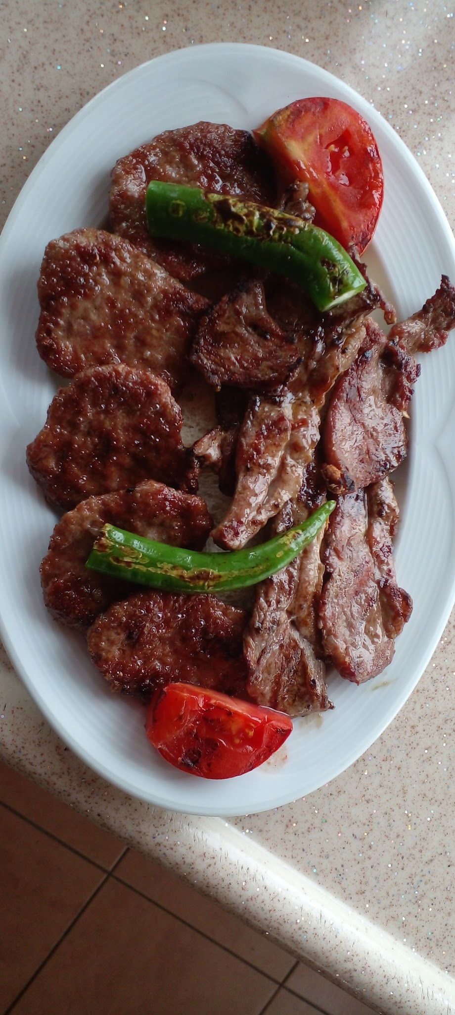 Bahçeli̇ Konak Et Mangal