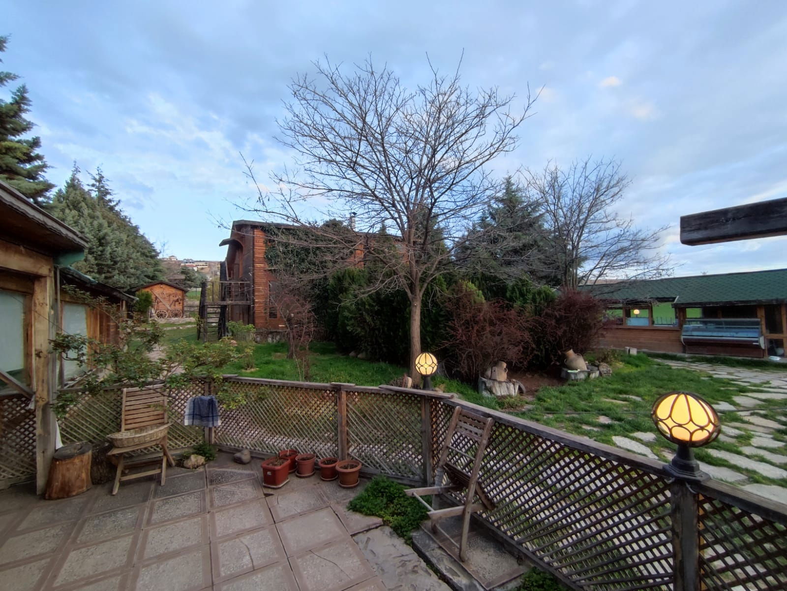 Bahçeli̇ Konak Et Mangal