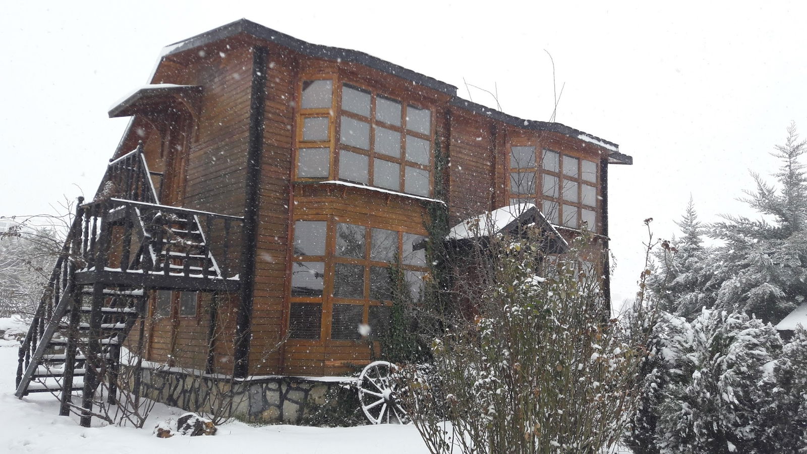 Bahçeli̇ Konak Et Mangal