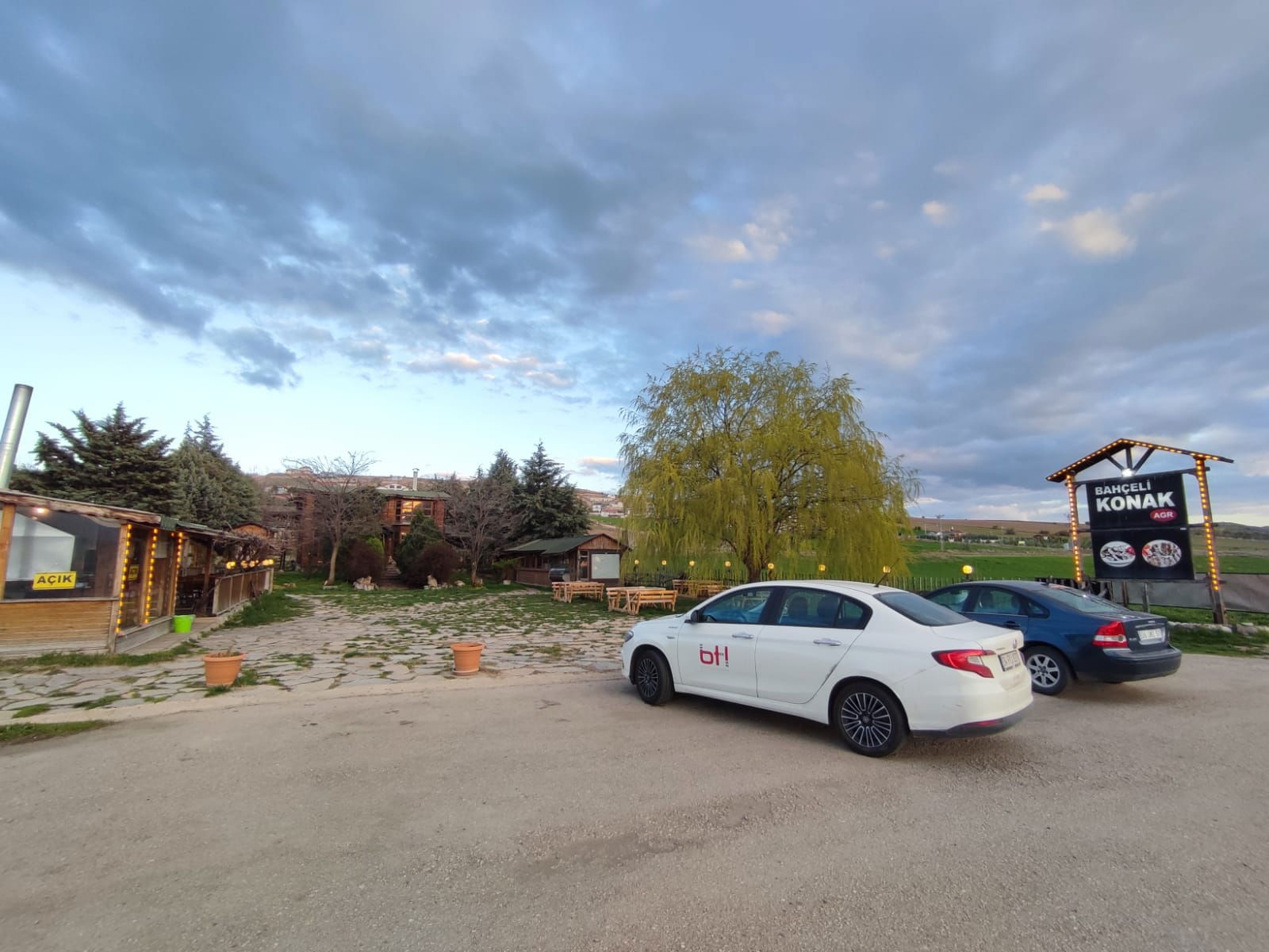 Bahçeli̇ Konak Et Mangal