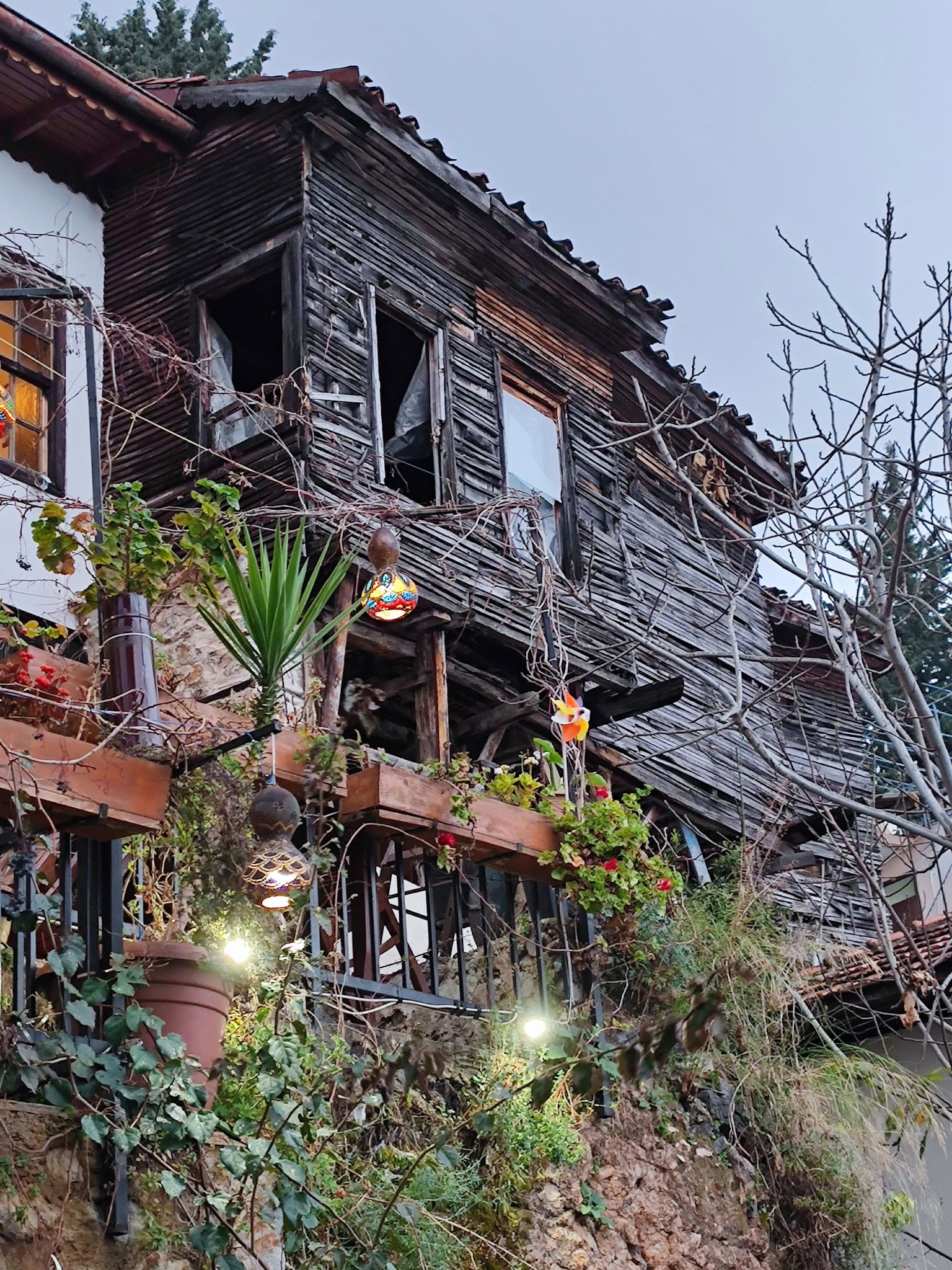 Konak Cafe & Restaurant