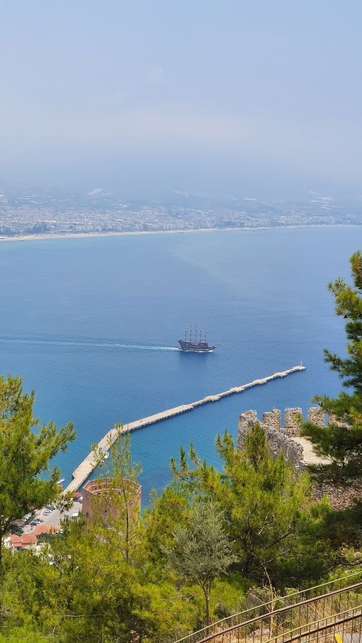 Konak Cafe & Restaurant