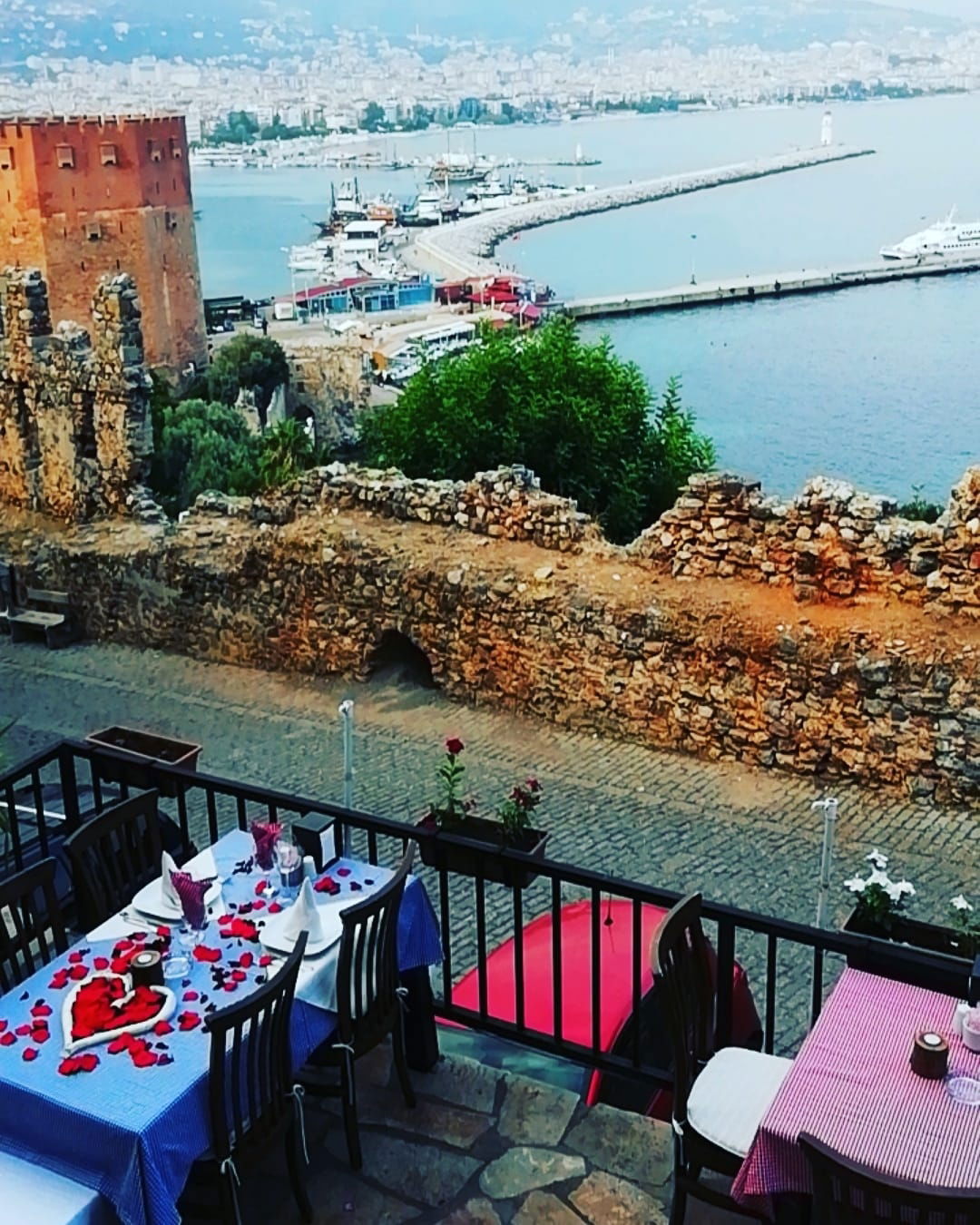 Konak Cafe & Restaurant