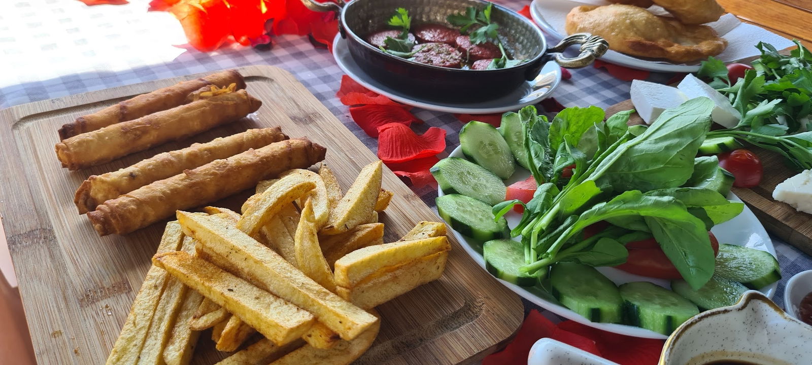 Konak Cafe & Restaurant