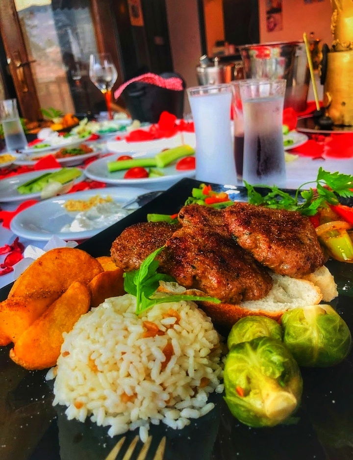 Konak Cafe & Restaurant